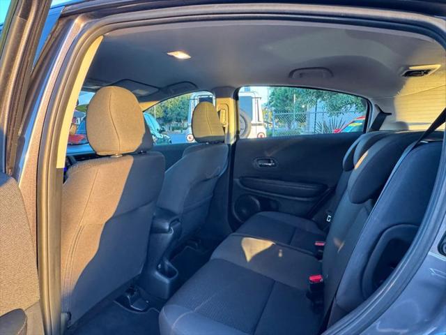 2022 Honda HR-V 2WD LX