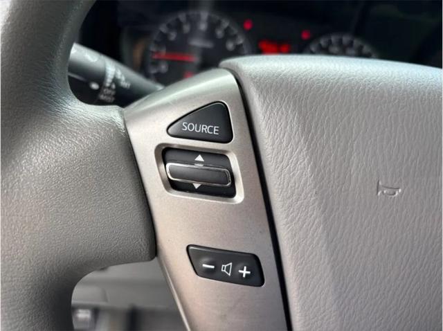 2016 Nissan 3500 SV V8