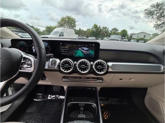 2022 Mercedes-Benz GLB 250