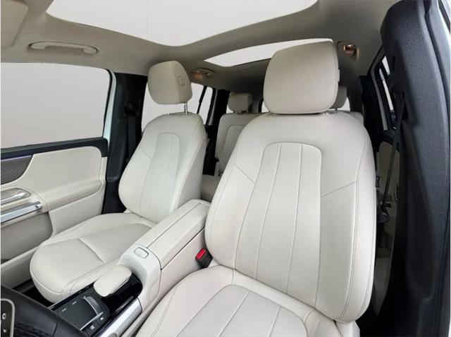 2022 Mercedes-Benz GLB 250