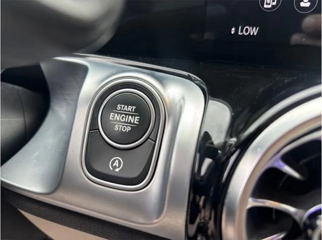 2022 Mercedes-Benz GLB 250