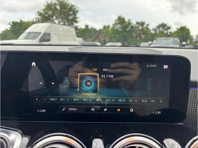 2022 Mercedes-Benz GLB 250
