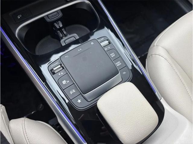 2022 Mercedes-Benz GLB 250