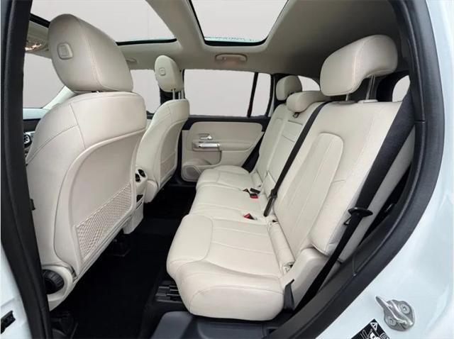 2022 Mercedes-Benz GLB 250