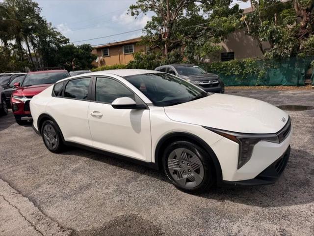 2025 Kia K4 LX