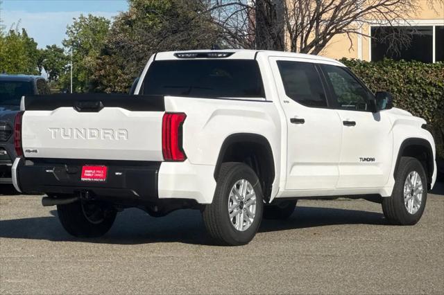 2026 Toyota Tundra SR5 CrewMax 5.5' Bed