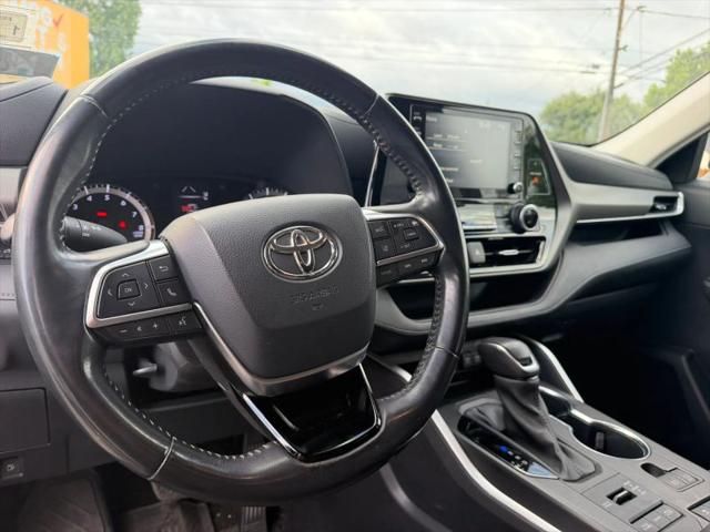 2021 Toyota Highlander LE