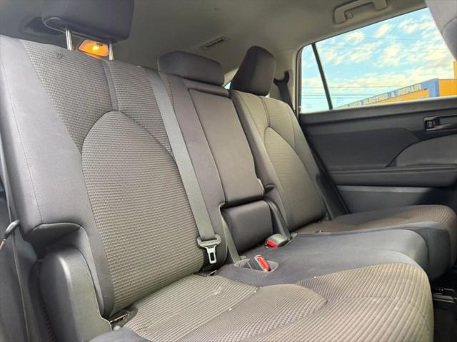 2021 Toyota Highlander LE