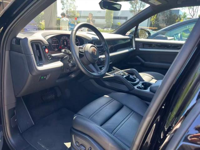 2024 Porsche Cayenne Base