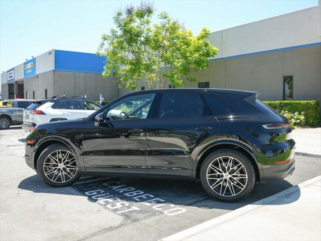 2024 Porsche Cayenne Base