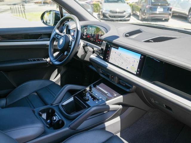 2024 Porsche Cayenne Base