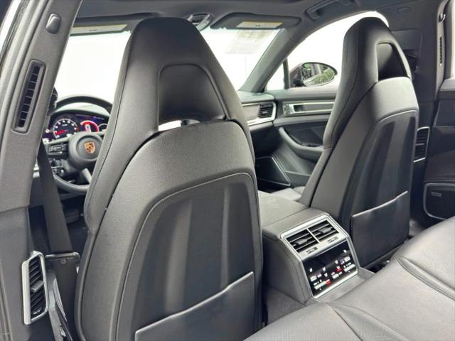 2023 Porsche Panamera Platinum Edition