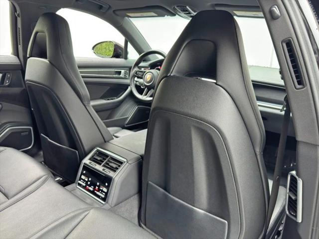 2023 Porsche Panamera Platinum Edition
