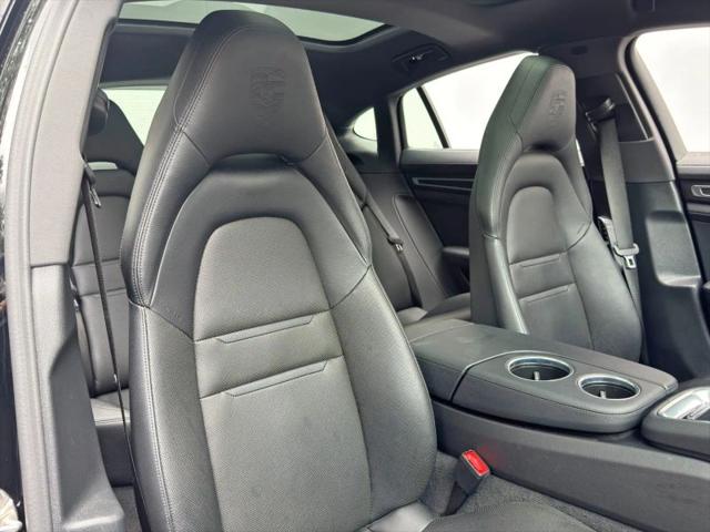 2023 Porsche Panamera Platinum Edition