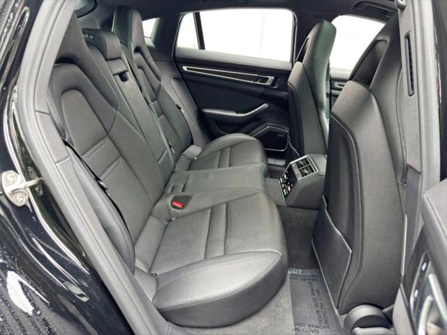 2023 Porsche Panamera Platinum Edition