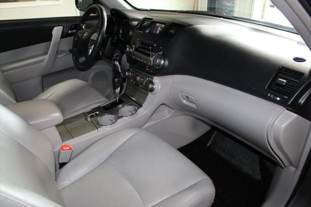 2011 Toyota Highlander Base V6