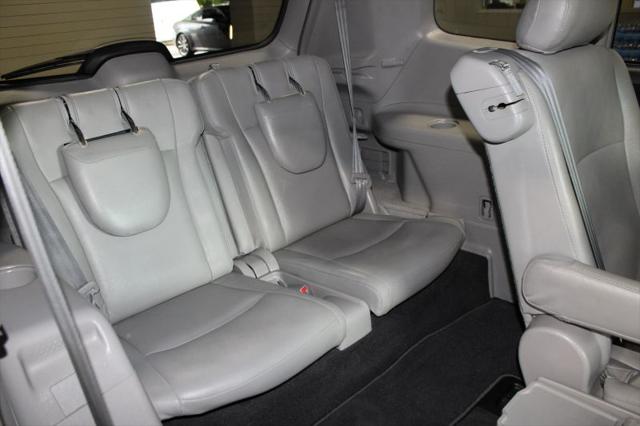 2011 Toyota Highlander Base V6