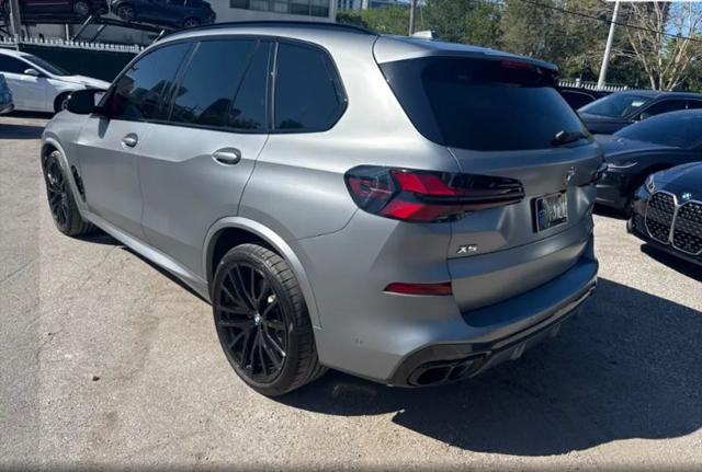 2025 BMW X5 M60i