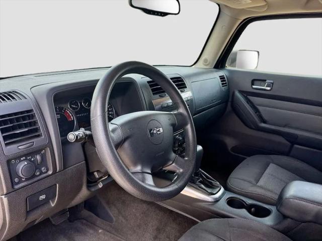 2009 HUMMER H3 Base