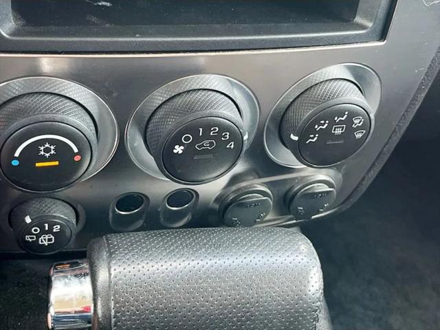 2009 HUMMER H3 Base