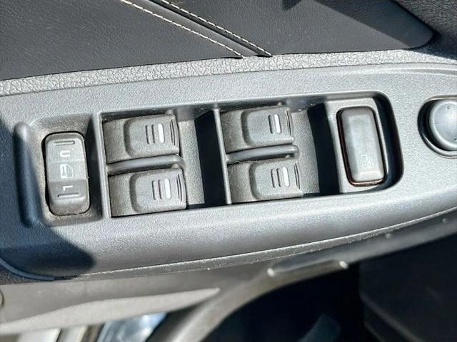 2009 HUMMER H3 Base