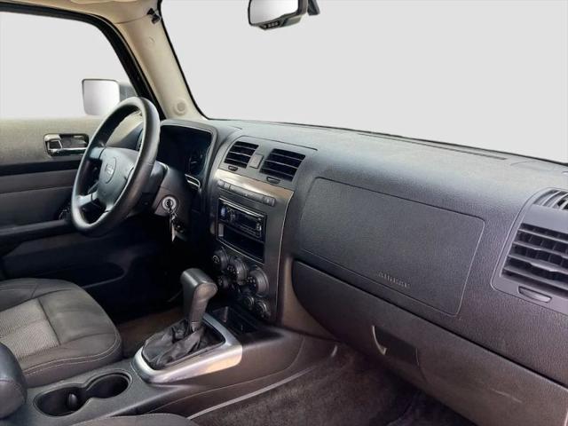 2009 HUMMER H3 Base