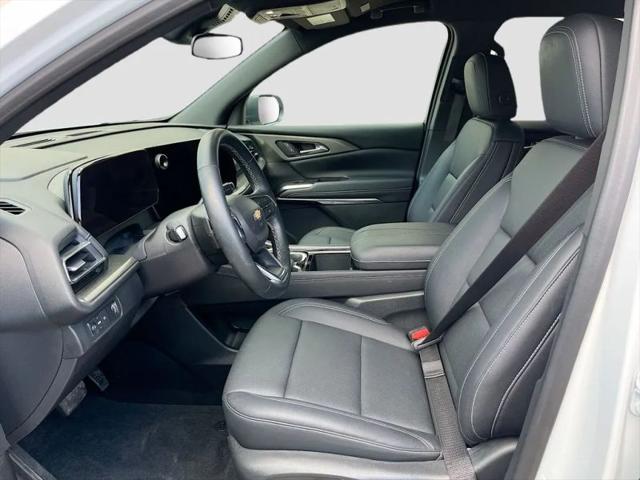 2025 Chevrolet Traverse FWD LT