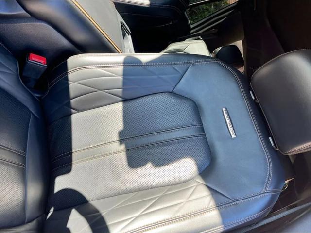 2024 Ford Expedition Platinum