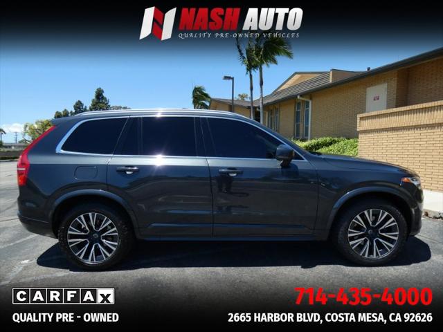 2022 Volvo XC90 T5 Momentum 7 Passenger