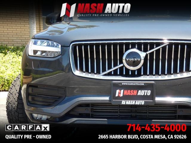 2022 Volvo XC90 T5 Momentum 7 Passenger