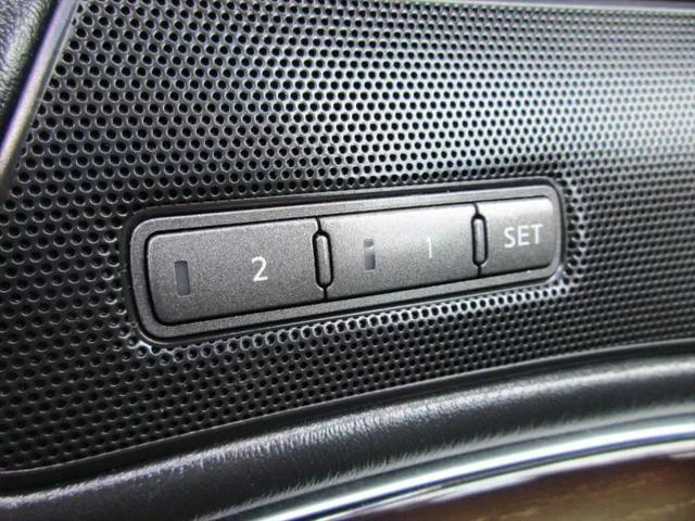 2012 INFINITI M37 M37