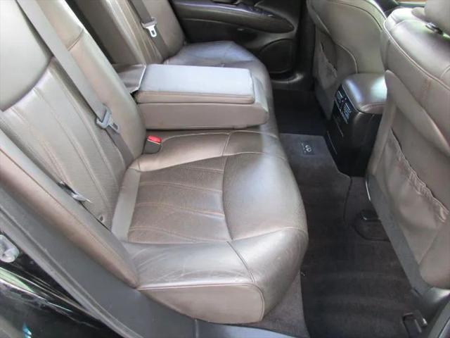 2012 INFINITI M37 M37