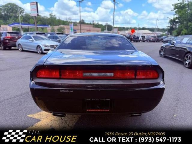 2014 Dodge Challenger SXT