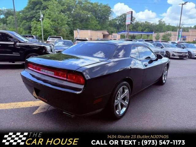 2014 Dodge Challenger SXT