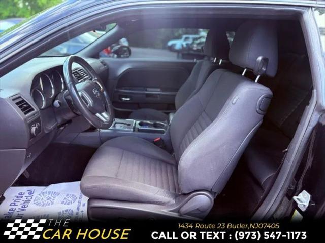 2014 Dodge Challenger SXT
