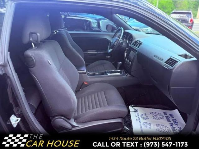 2014 Dodge Challenger SXT