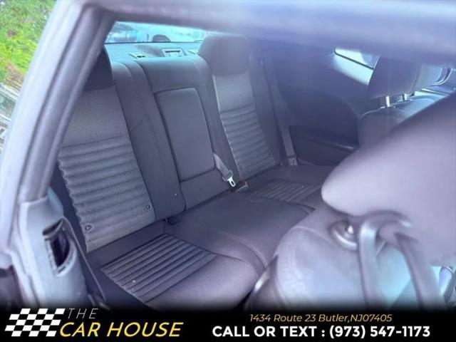 2014 Dodge Challenger SXT