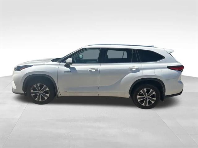 2021 Toyota Highlander Hybrid XLE