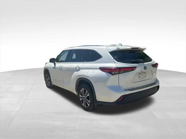 2021 Toyota Highlander Hybrid XLE