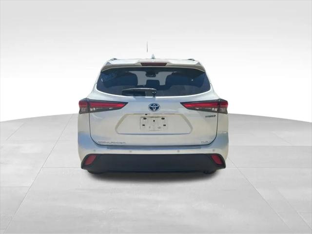 2021 Toyota Highlander Hybrid XLE
