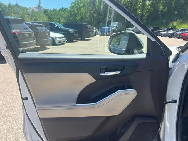 2021 Toyota Highlander Hybrid XLE