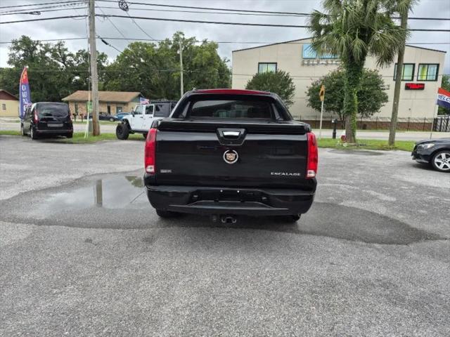 2011 Cadillac Escalade EXT Luxury