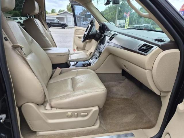 2011 Cadillac Escalade EXT Luxury
