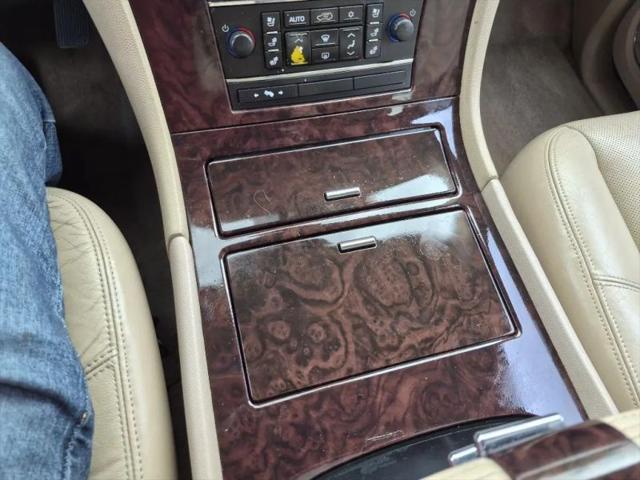 2011 Cadillac Escalade EXT Luxury