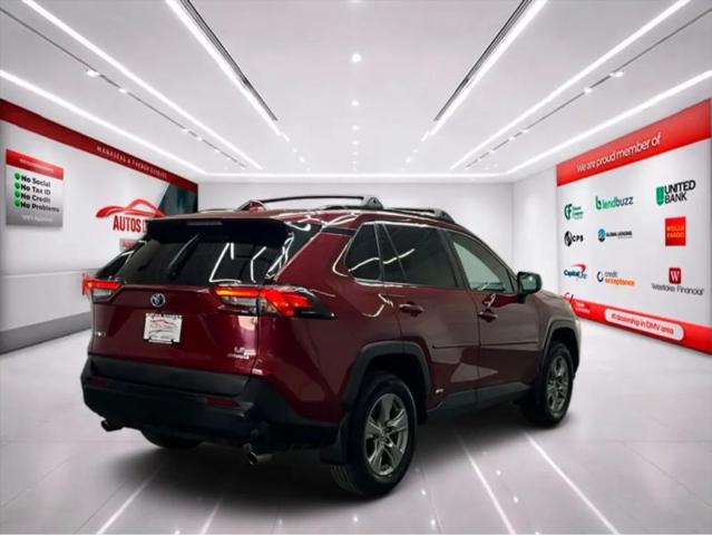 2022 Toyota RAV4 Hybrid LE