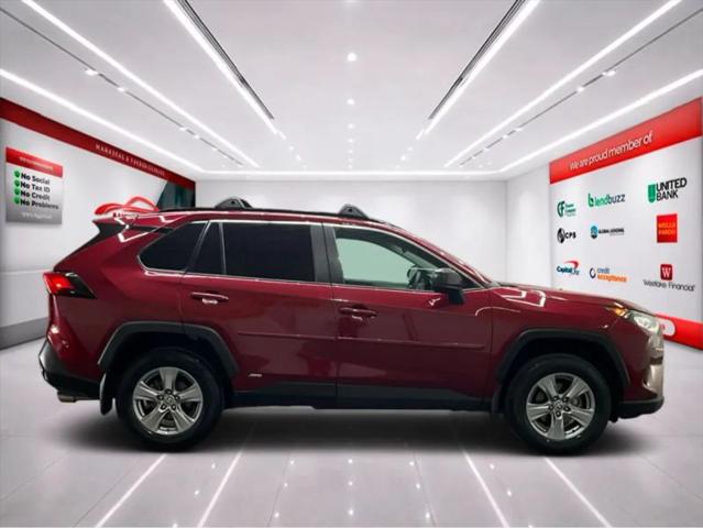 2022 Toyota RAV4 Hybrid LE