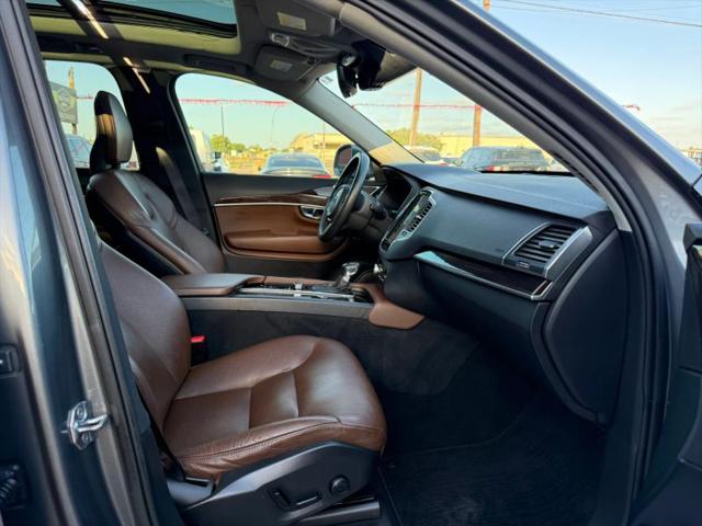 2019 Volvo XC90 T6 Momentum