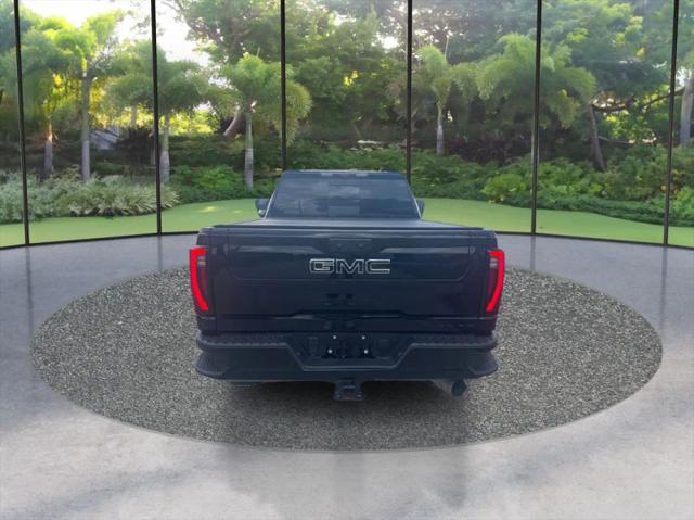 2025 GMC Sierra 2500HD 4WD Crew Cab Standard Bed Denali
