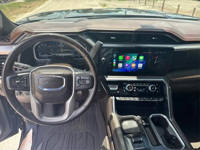 2025 GMC Sierra 2500HD 4WD Crew Cab Standard Bed Denali