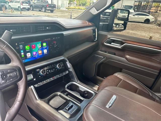 2025 GMC Sierra 2500HD 4WD Crew Cab Standard Bed Denali